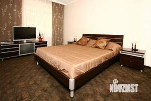 3-к квартира, посуточно, 46м2, 1/1 этаж