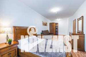 2-к квартира, посуточно, 45м2, 1/25 этаж