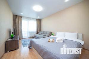 1-к квартира, посуточно, 42м2, 3/18 этаж