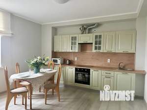 2-к квартира, посуточно, 72м2, 14/35 этаж