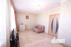 1-к квартира, посуточно, 40м2, 9/16 этаж