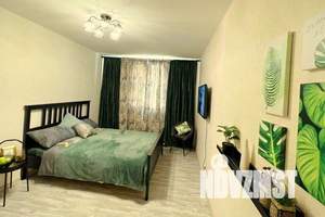 1-к квартира, посуточно, 38м2, 13/16 этаж