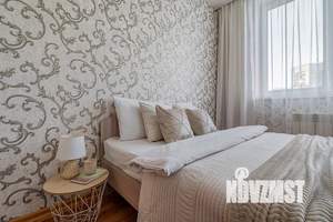 2-к квартира, посуточно, 72м2, 1/1 этаж