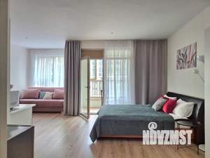 Студия квартира, посуточно, 40м2, 12/22 этаж