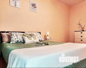 Студия квартира, посуточно, 40м2, 7/25 этаж