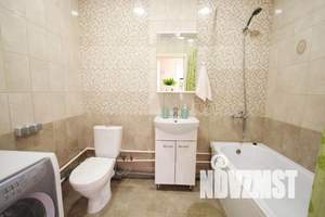 2-к квартира, посуточно, 42м2, 4/31 этаж