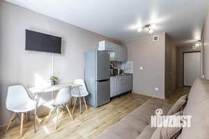 2-к квартира, посуточно, 45м2, 27/35 этаж