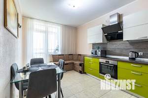 1-к квартира, посуточно, 42м2, 13/18 этаж