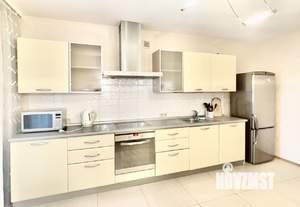 3-к квартира, на длительный срок, 130м2, 5/16 этаж