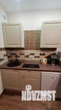 Студия квартира, посуточно, 35м2, 6/19 этаж