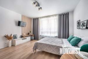 Студия квартира, посуточно, 30м2, 6/21 этаж