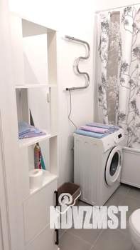 Студия квартира, посуточно, 27м2, 1/12 этаж