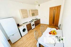 2-к квартира, посуточно, 85м2, 3/23 этаж