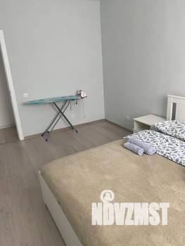 1-к квартира, посуточно, 34м2, 8/25 этаж