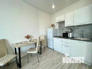 Студия квартира, посуточно, 40м2, 4/25 этаж