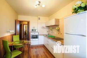 1-к квартира, посуточно, 36м2, 3/25 этаж