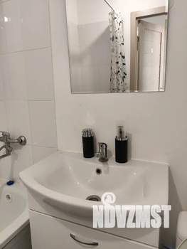 1-к квартира, посуточно, 38м2, 8/14 этаж