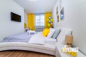 1-к квартира, посуточно, 44м2, 1/1 этаж