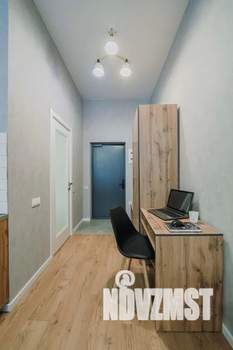 Студия квартира, посуточно, 30м2, 1/25 этаж