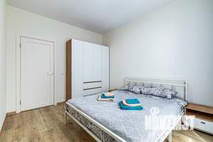 1-к квартира, посуточно, 40м2, 6/18 этаж