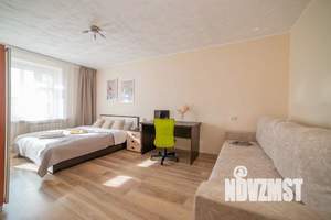 1-к квартира, посуточно, 32м2, 1/1 этаж