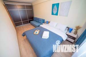 2-к квартира, посуточно, 55м2, 3/18 этаж