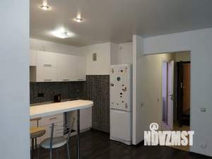 1-к квартира, посуточно, 37м2, 9/16 этаж