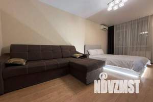 1-к квартира, посуточно, 44м2, 11/18 этаж
