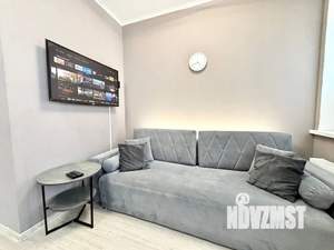1-к квартира, посуточно, 43м2, 1/25 этаж