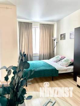 Студия квартира, посуточно, 32м2, 11/25 этаж