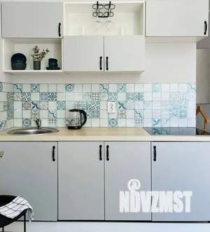 Студия квартира, посуточно, 23м2, 1/18 этаж