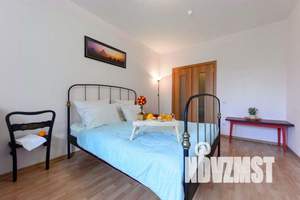 1-к квартира, посуточно, 42м2, 2/22 этаж