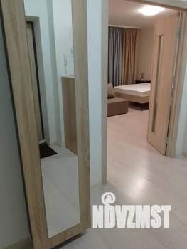 Студия квартира, посуточно, 44м2, 2/11 этаж