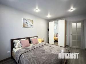 1-к квартира, посуточно, 47м2, 1/1 этаж