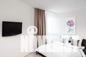 2-к квартира, посуточно, 70м2, 26/32 этаж