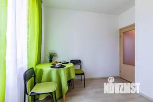 1-к квартира, посуточно, 49м2, 1/1 этаж