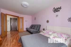 1-к квартира, посуточно, 45м2, 1/1 этаж