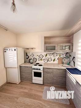 1-к квартира, посуточно, 35м2, 2/18 этаж