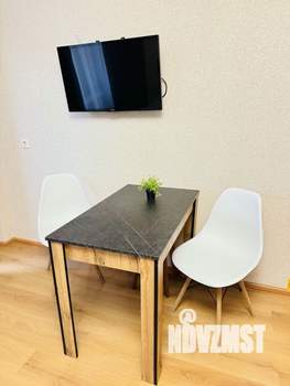 Студия квартира, посуточно, 40м2, 6/16 этаж