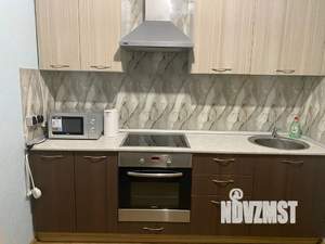 1-к квартира, посуточно, 38м2, 4/16 этаж