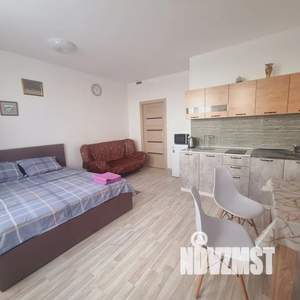 Студия квартира, посуточно, 30м2, 11/25 этаж