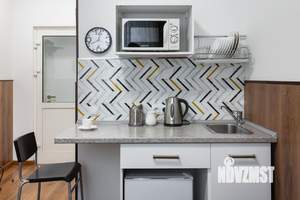 1-к квартира, посуточно, 13м2, 1/1 этаж