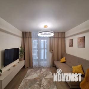 1-к квартира, посуточно, 33м2, 12/25 этаж