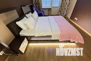 1-к квартира, посуточно, 49м2, 13/20 этаж