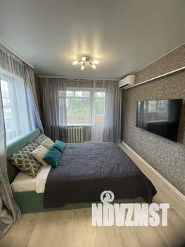 2-к квартира, посуточно, 44м2, 5/5 этаж