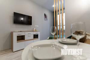 Студия квартира, посуточно, 25м2, 1/14 этаж