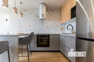 2-к квартира, посуточно, 45м2, 19/35 этаж