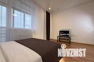 1-к квартира, посуточно, 49м2, 13/22 этаж