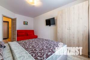 1-к квартира, посуточно, 45м2, 1/25 этаж