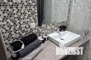 1-к квартира, посуточно, 37м2, 21/32 этаж